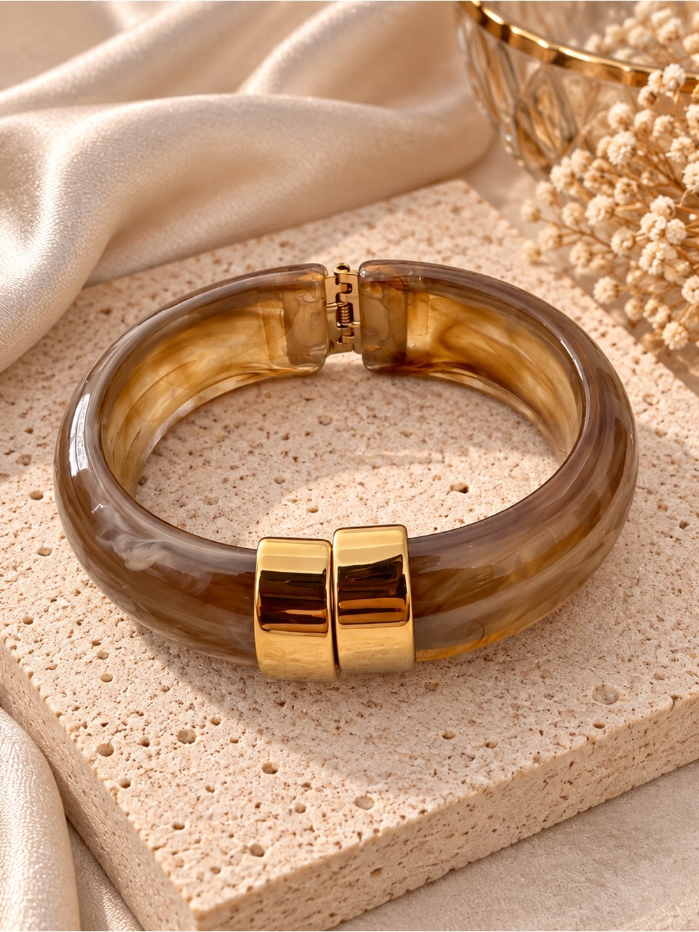 Chunky Gold Accent Marbled Brown Bangle Bracelet